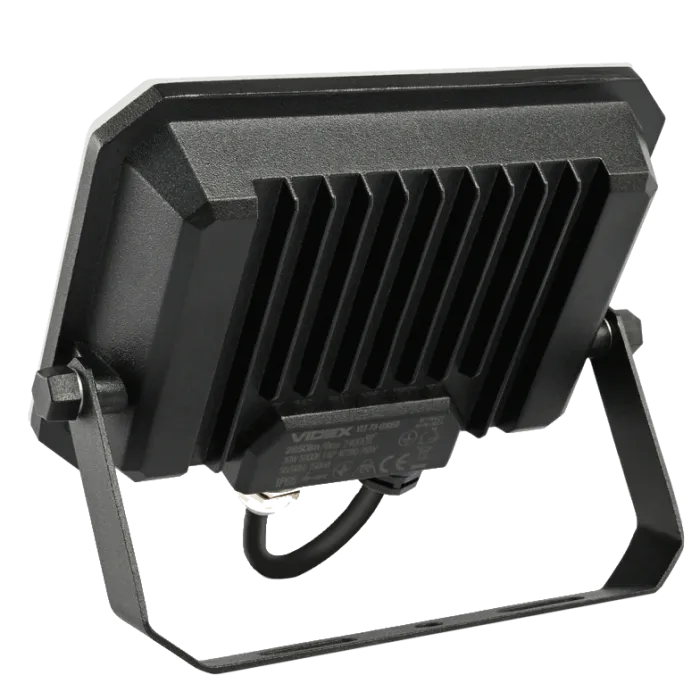 VIDEX F3 30W 5000K 220V LED прожектор