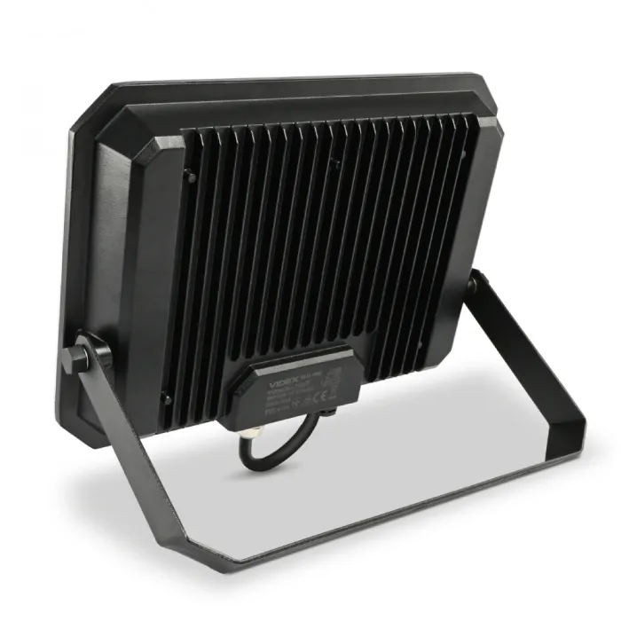 VIDEX F3 100W 5000K 220V LED прожектор